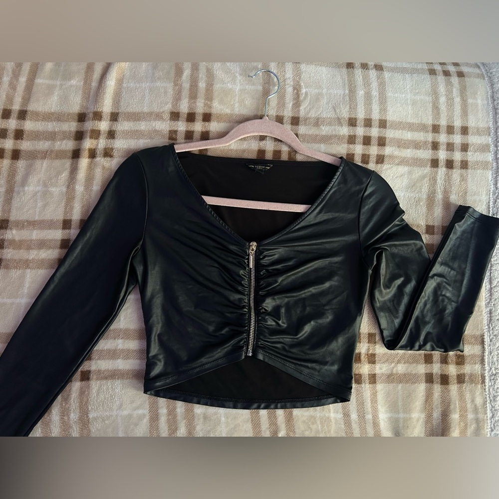 Blouse guess Black color, XS size